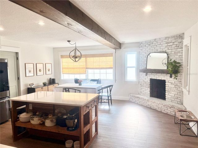 1424 SAWYERWOOD AVENUE, Orlando, FL 32809