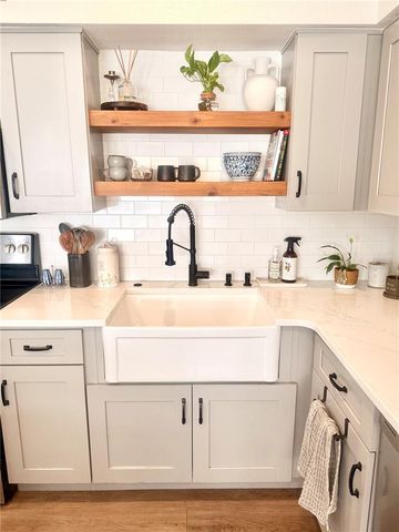 1424 SAWYERWOOD AVENUE, Orlando, FL 32809