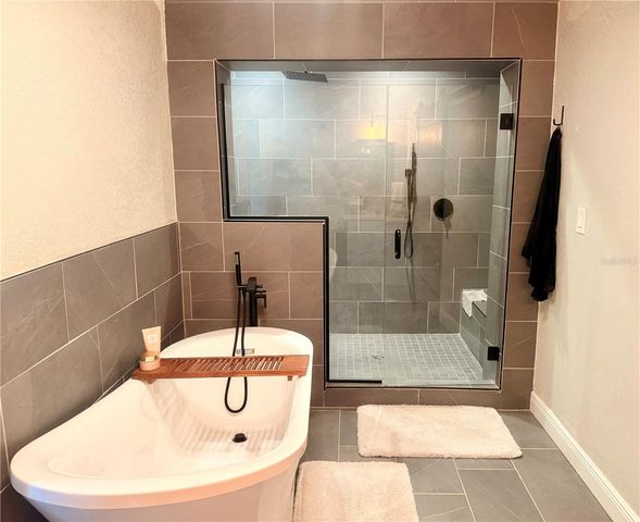 1424 SAWYERWOOD AVENUE, Orlando, FL 32809