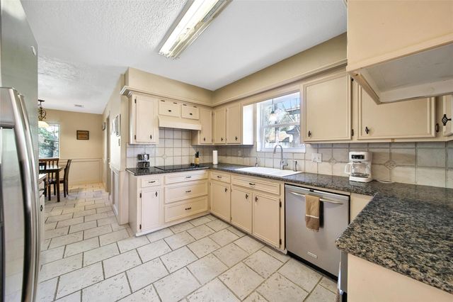 2707 Wildridge Drive, Houston, TX 77339