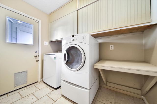 2707 Wildridge Drive, Houston, TX 77339