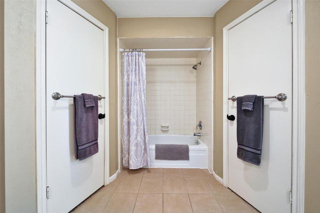 2707 Wildridge Drive, Houston, TX 77339