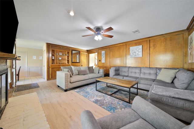 2707 Wildridge Drive, Houston, TX 77339