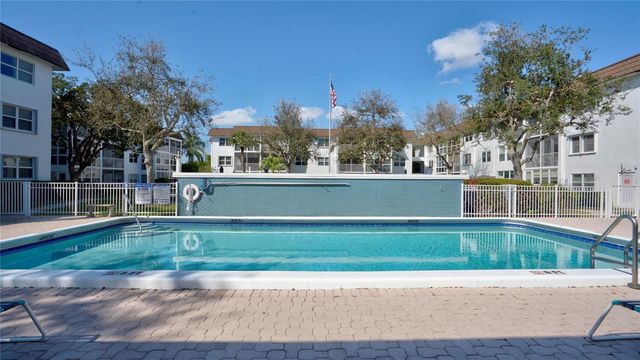 1501 S Ocean Boulevard 325, Lauderdale By The Sea, FL 33062