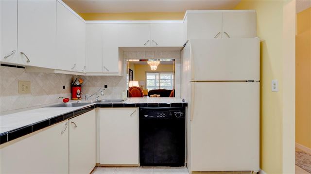 1501 S Ocean Boulevard 325, Lauderdale By The Sea, FL 33062