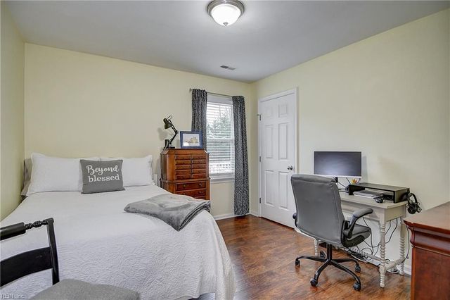 625 Marston DR, Chesapeake, VA 23322