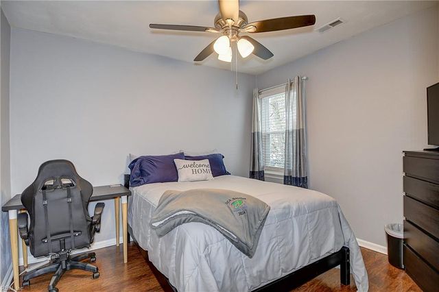 625 Marston DR, Chesapeake, VA 23322