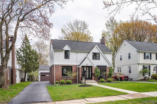87 Sargent Drive, Amherst, NY 14226