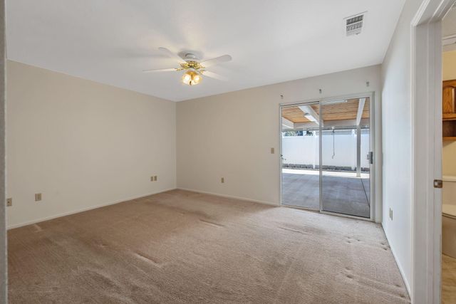 2434 W Buena Vista Avenue, Visalia, CA 93291