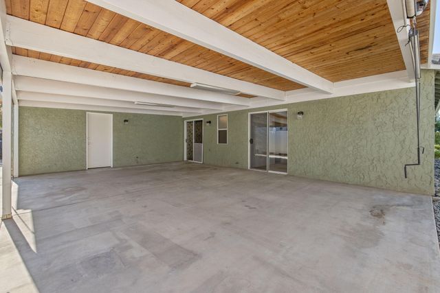 2434 W Buena Vista Avenue, Visalia, CA 93291