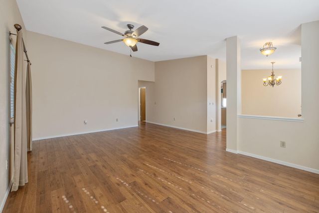 2434 W Buena Vista Avenue, Visalia, CA 93291