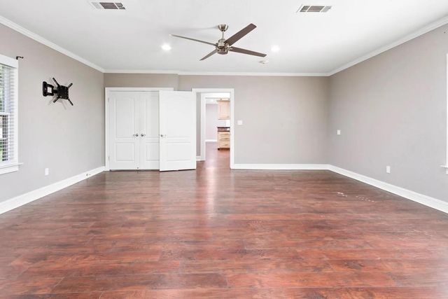 1636 S 96 S Highway, Silsbee, TX 77656