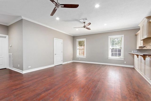 1636 S 96 S Highway, Silsbee, TX 77656