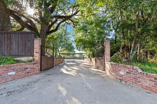 1636 S 96 S Highway, Silsbee, TX 77656