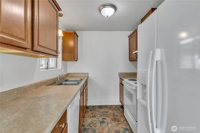 1675 S 57th Street, Tacoma, WA 98408