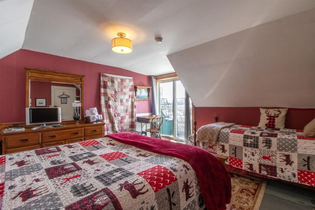 28 Valley Road, Morgan, VT 05853