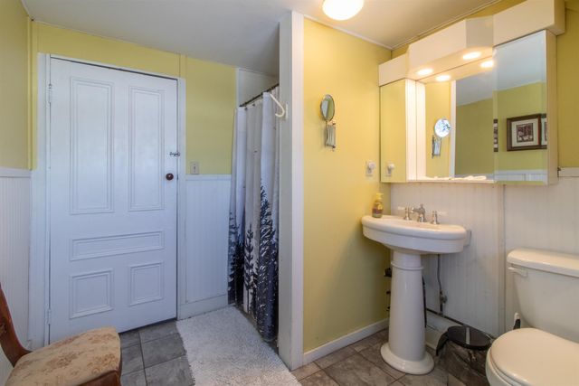 28 Valley Road, Morgan, VT 05853