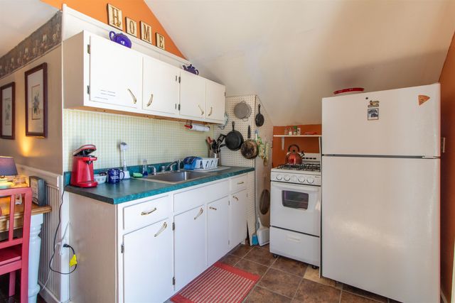 28 Valley Road, Morgan, VT 05853