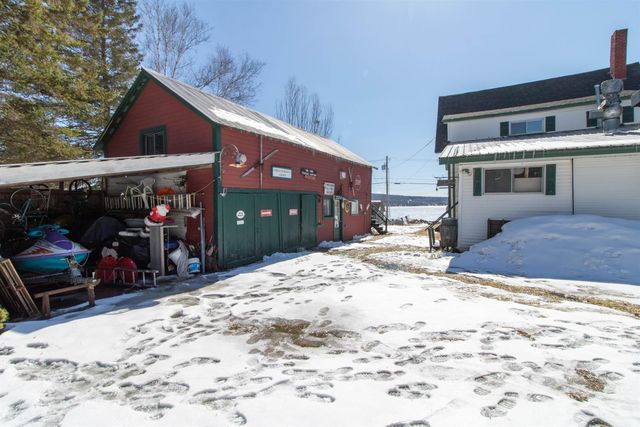 28 Valley Road, Morgan, VT 05853