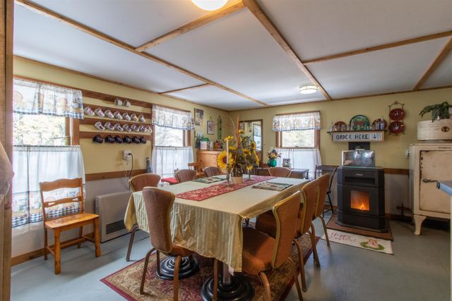 28 Valley Road, Morgan, VT 05853