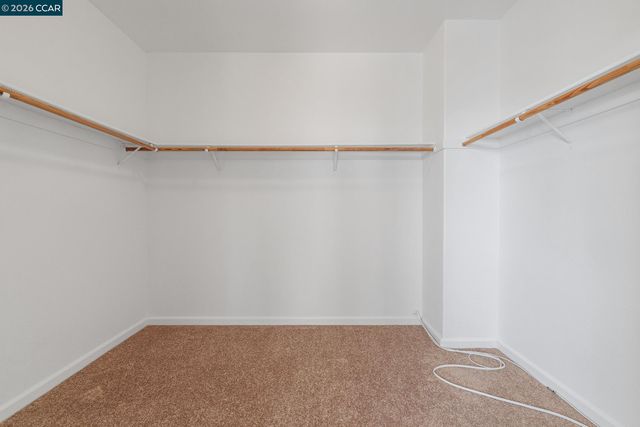 5700 Oakmont Dr, Richmond, CA 94806