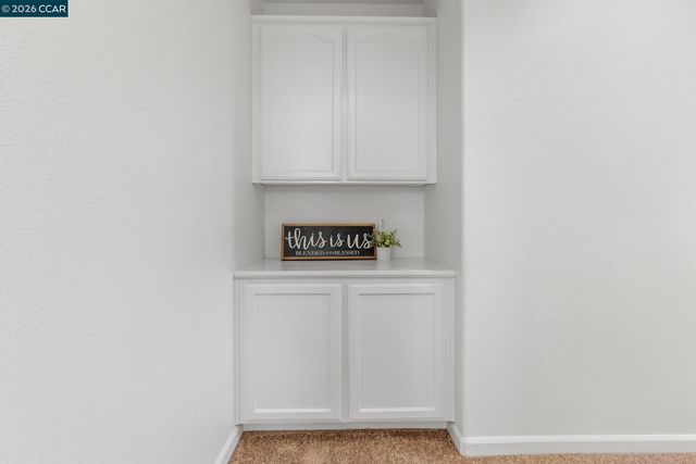 5700 Oakmont Dr, Richmond, CA 94806