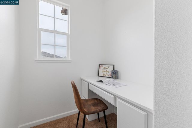 5700 Oakmont Dr, Richmond, CA 94806