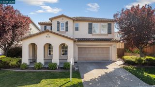 5700 Oakmont Dr, Richmond, CA 94806