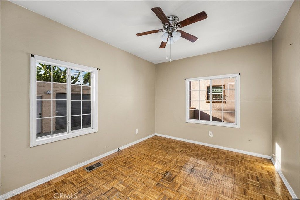 Image 10 of property listing at 9933 San Anselmo, South Gate, CA 90280