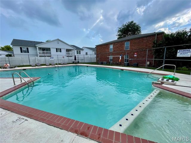 4342 Forest De Ville Drive H, St Louis, MO 63129