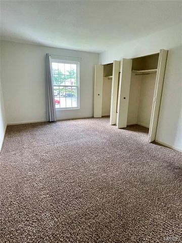 4342 Forest De Ville Drive H, St Louis, MO 63129