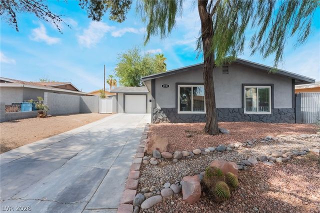 3903 Sequoia Avenue, Las Vegas, NV 89110