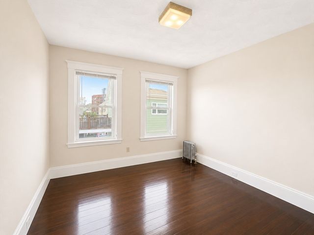 26 Amaranth Ave 26, Medford, MA 02155
