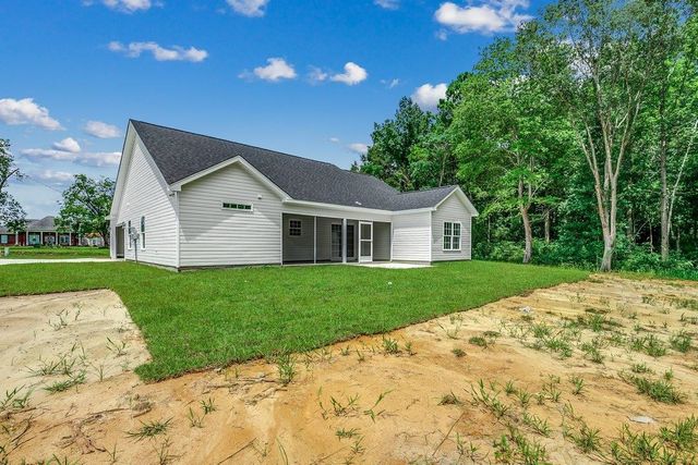 3573 Valley Forge Rd., Aynor, SC 29511