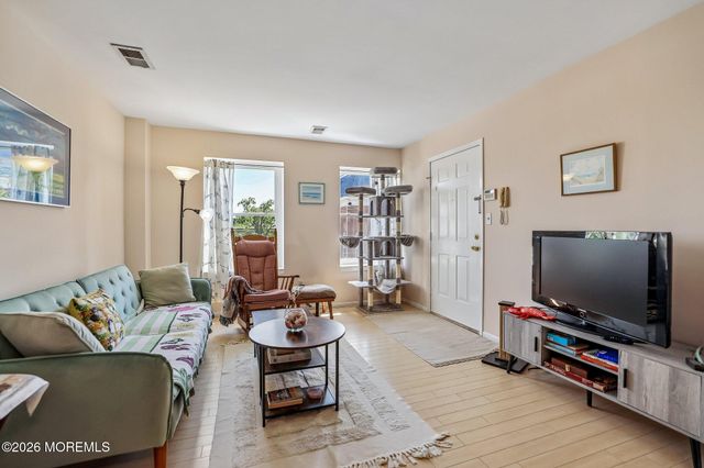 52 Pitman Avenue 3I, Ocean Grove, NJ 07756