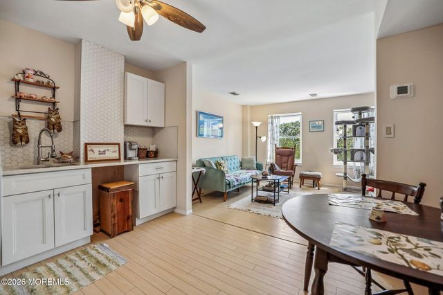 52 Pitman Avenue 3I, Ocean Grove, NJ 07756