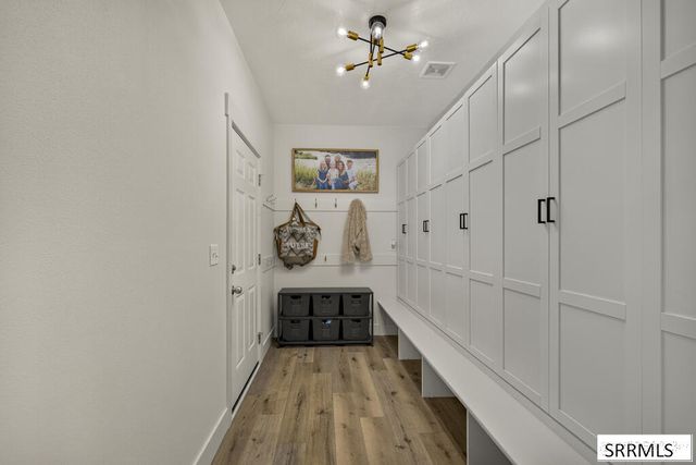 2140 E 200 N, St Anthony, ID 83445