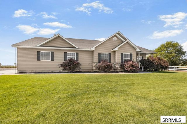 2140 E 200 N, St Anthony, ID 83445