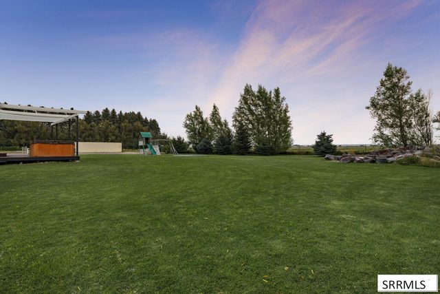2140 E 200 N, St Anthony, ID 83445