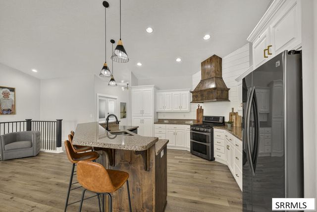2140 E 200 N, St Anthony, ID 83445