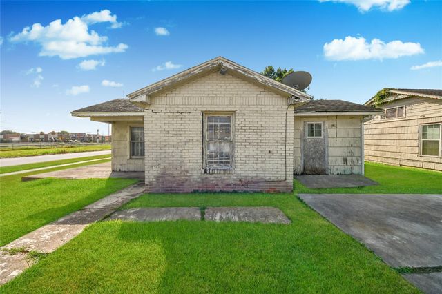 8470 Wier Drive, Houston, TX 77017