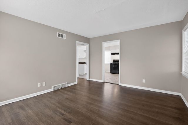 3487 OVERTON CROSSING ST, Memphis, TN 38127