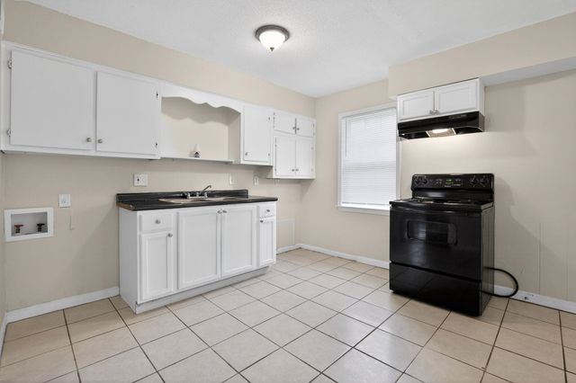 3487 OVERTON CROSSING ST, Memphis, TN 38127