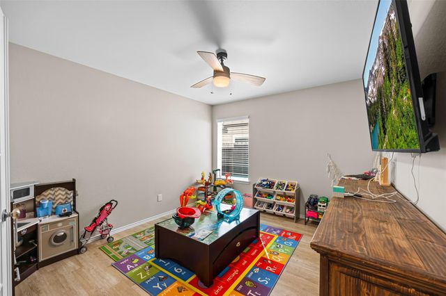 334 Linedale Avenue, Magnolia, TX 77354