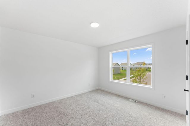 7540 Lower 42nd Street N, Oakdale, MN 55128
