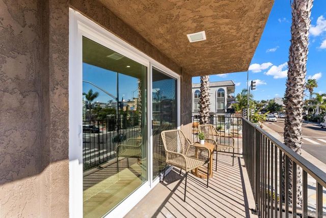 1278 Pacific Beach Dr 3, San Diego, CA 92109