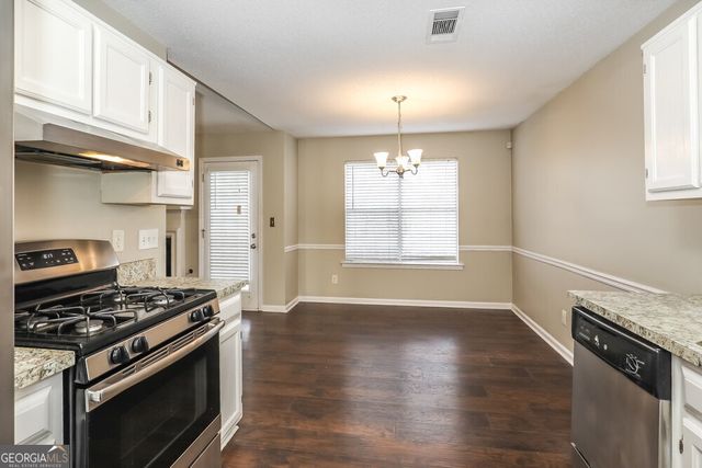 306 Breezy Hill Walk, Stockbridge, GA 30281