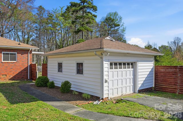 555 Peigler Street NW, Concord, NC 28027