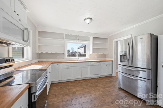 555 Peigler Street NW, Concord, NC 28027