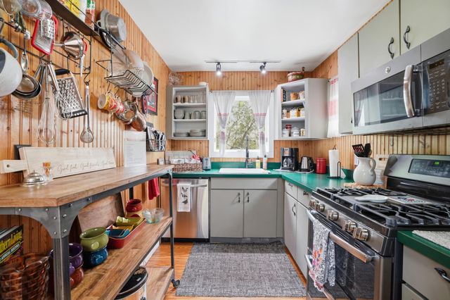 11 Tryon Farm Lane, Michigan City, IN 46360